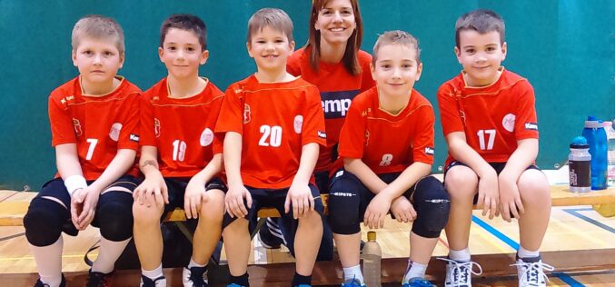 Minden második mérkőzésüket hozták a kézilabdások