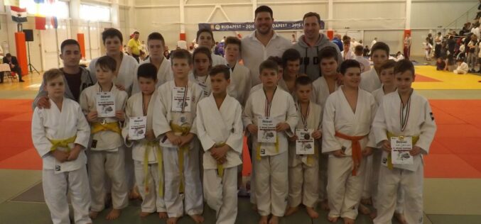 Mórahalmon kezdték meg idei szereplésüket a KESI judosai