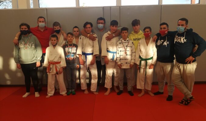 Kilenc érmes helyezést szereztek a Sportiskola judosai