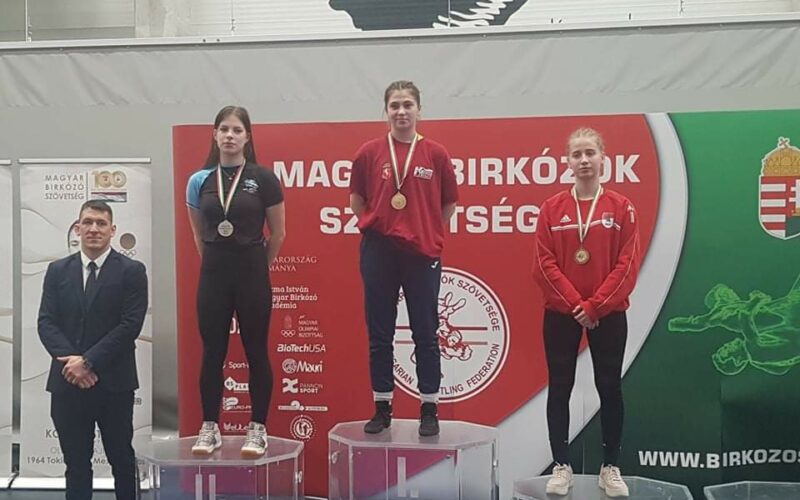 Szabó Szonja aranyérmes birkózásban az év első kadet válogató versenyén
