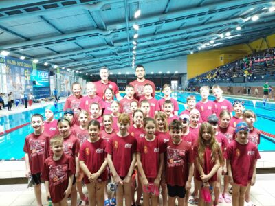 A Sportiskola úszói 25 érmet nyertek a BVSC úszóversenyén